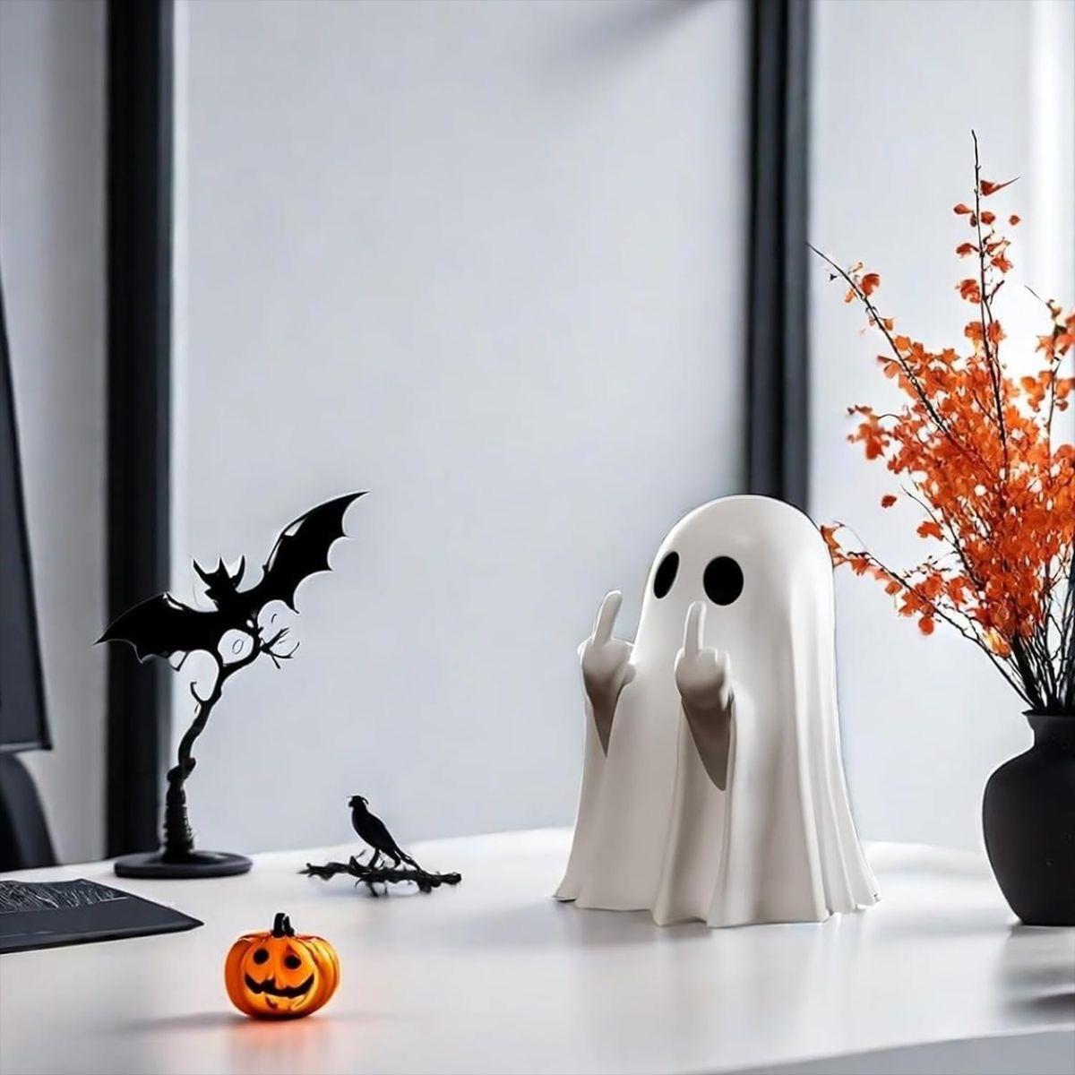 Statuette Fantôme Mignonne Doigt d'Honneur – Déco Halloween